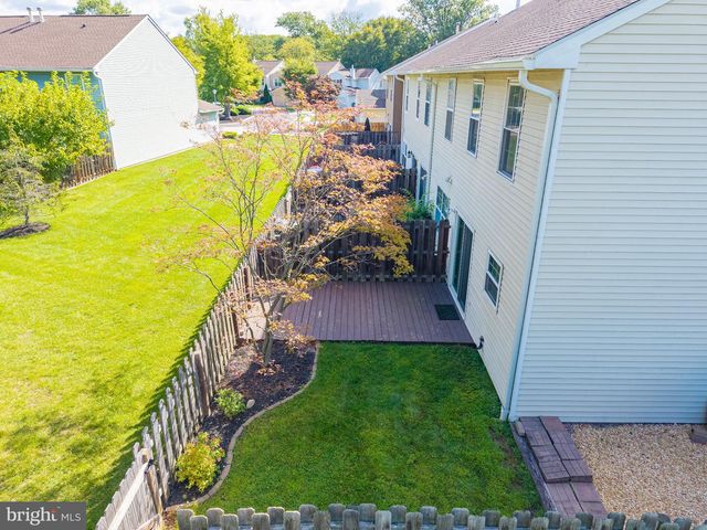 7 NORFOLK CT, Bordentown, NJ 08505