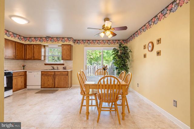 7 NORFOLK CT, Bordentown, NJ 08505