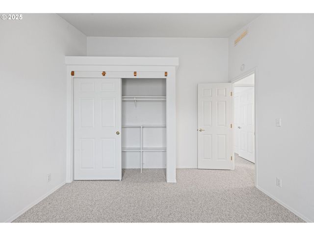 4055 ROYAL Ave 133, Eugene, OR 97402