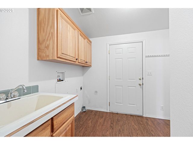 4055 ROYAL Ave 133, Eugene, OR 97402