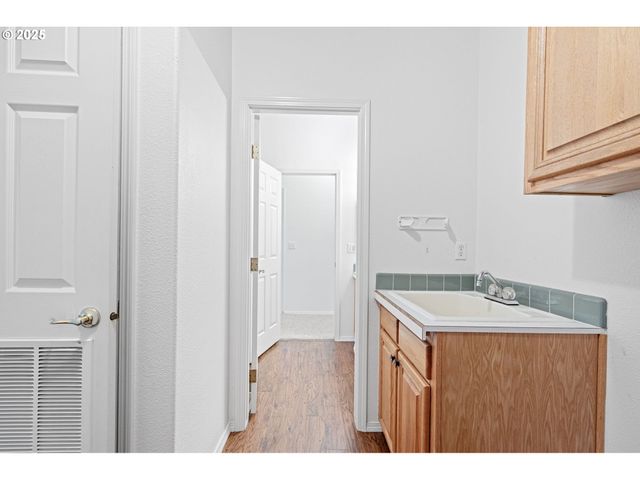 4055 ROYAL Ave 133, Eugene, OR 97402
