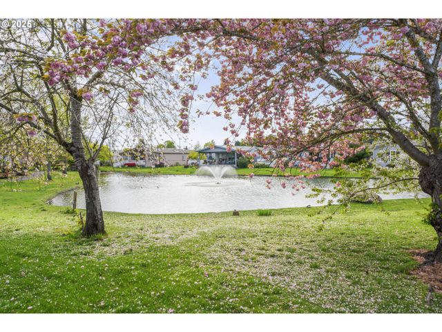 4055 ROYAL Ave 133, Eugene, OR 97402