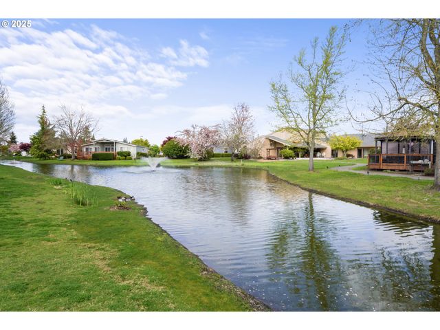 4055 ROYAL Ave 133, Eugene, OR 97402
