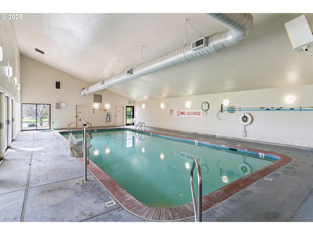 4055 ROYAL Ave 133, Eugene, OR 97402