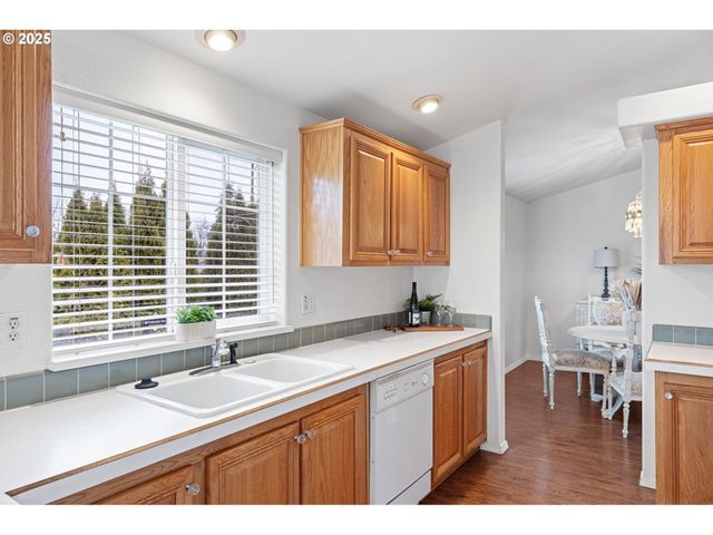 4055 ROYAL Ave 133, Eugene, OR 97402