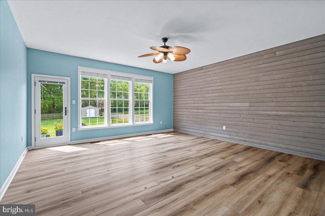 2619 INWOOD DR, Adamstown, MD 21710