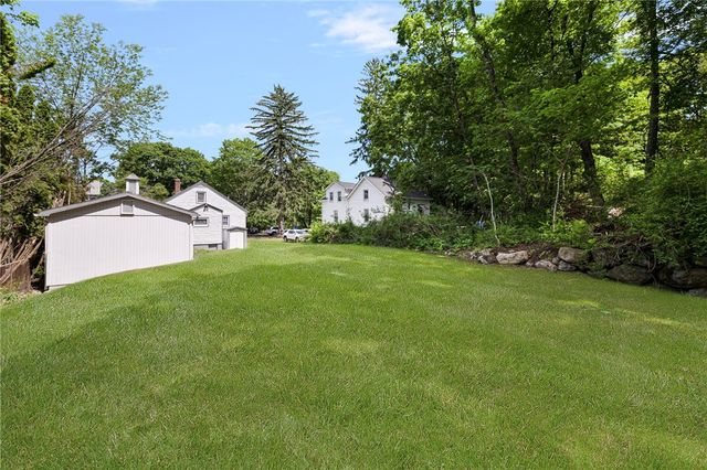 3 Albro Lane, Coventry, RI 02816