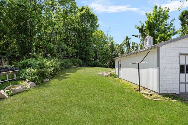 3 Albro Lane, Coventry, RI 02816