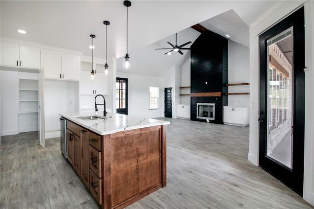 1154 Wolf Creek Drive, Blanchard, OK 73010