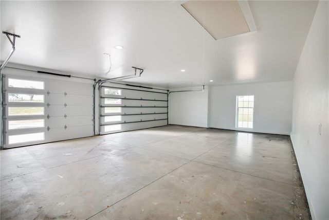 1154 Wolf Creek Drive, Blanchard, OK 73010