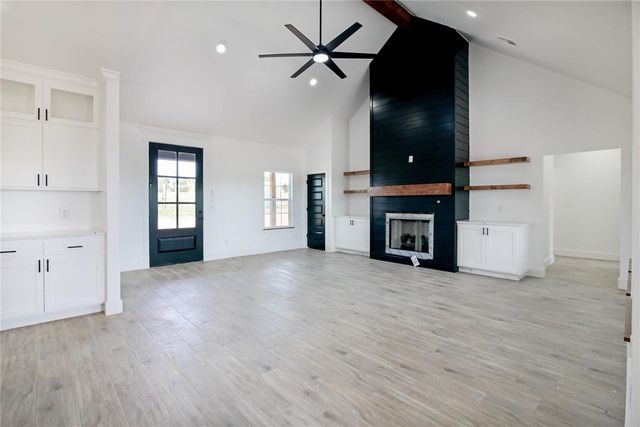 1154 Wolf Creek Drive, Blanchard, OK 73010