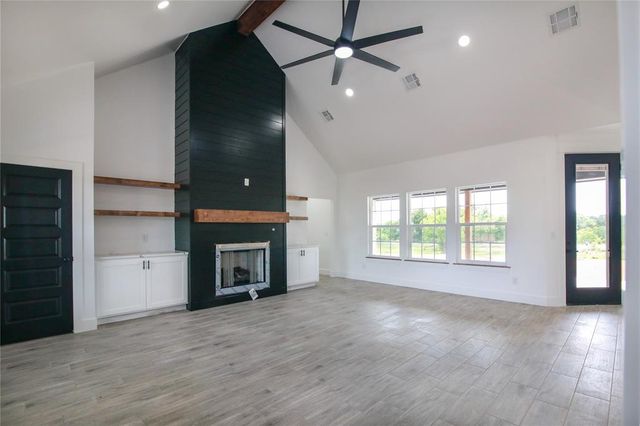 1154 Wolf Creek Drive, Blanchard, OK 73010