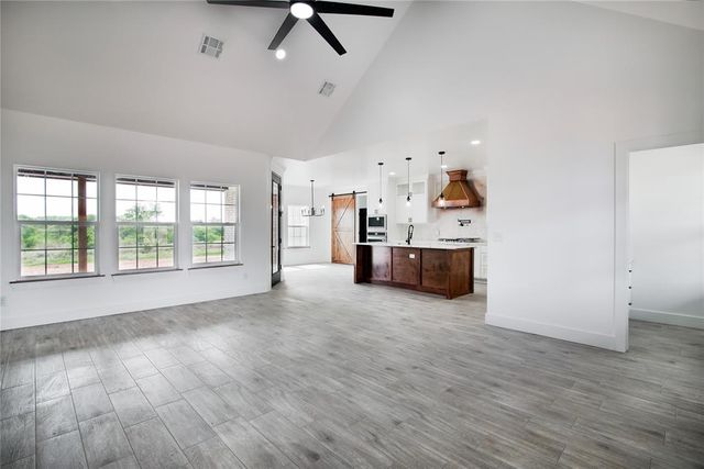 1154 Wolf Creek Drive, Blanchard, OK 73010