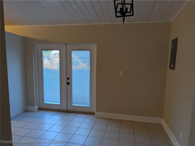 1613 Hitakee Avenue, Sebring, FL 33870