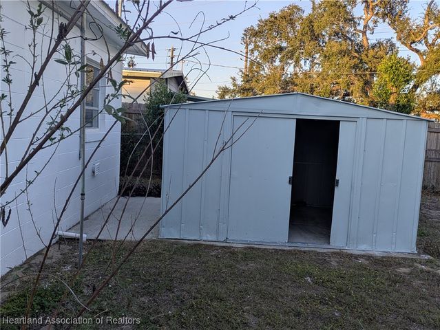 1613 Hitakee Avenue, Sebring, FL 33870