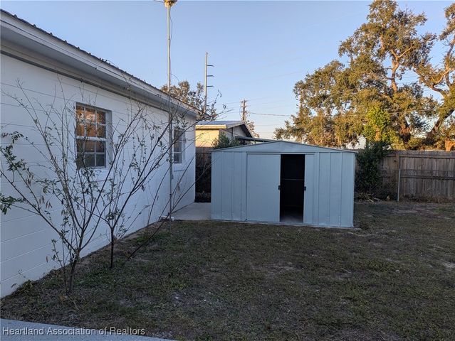 1613 Hitakee Avenue, Sebring, FL 33870