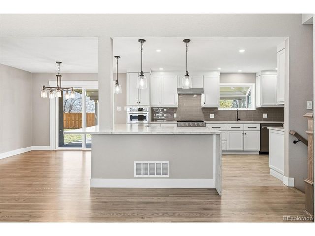 6040 Taft Ct, Arvada, CO 80004