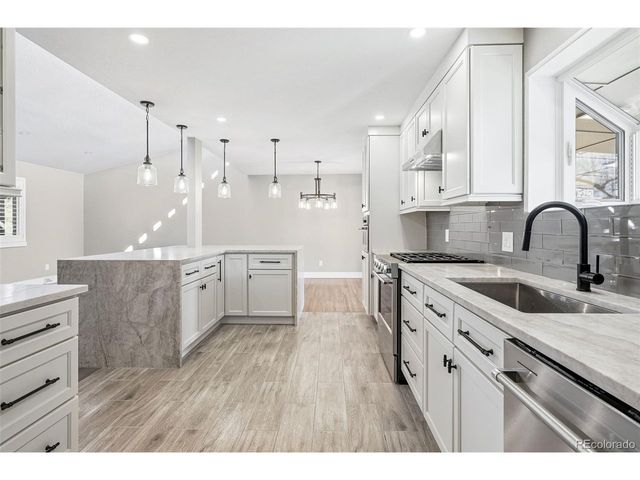 6040 Taft Ct, Arvada, CO 80004