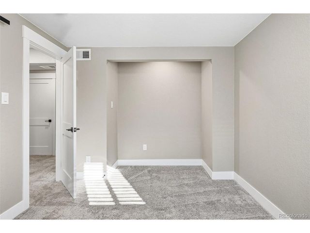 6040 Taft Ct, Arvada, CO 80004