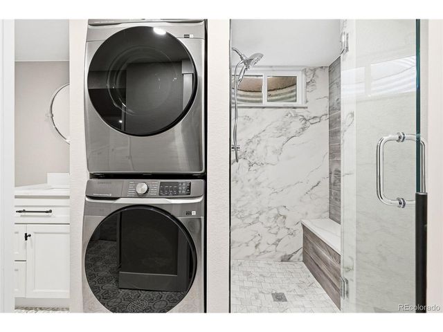 6040 Taft Ct, Arvada, CO 80004