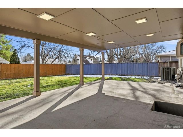 6040 Taft Ct, Arvada, CO 80004