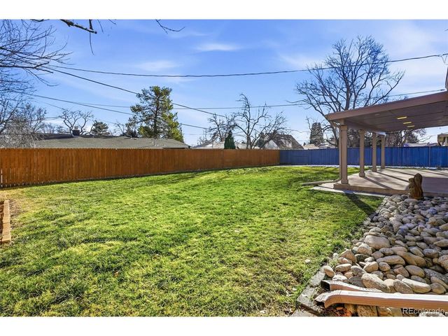 6040 Taft Ct, Arvada, CO 80004