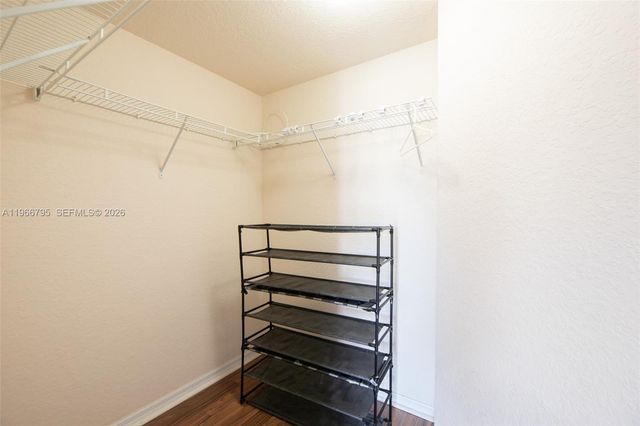 2407 Belmont Ln 2407, North Lauderdale, FL 33068