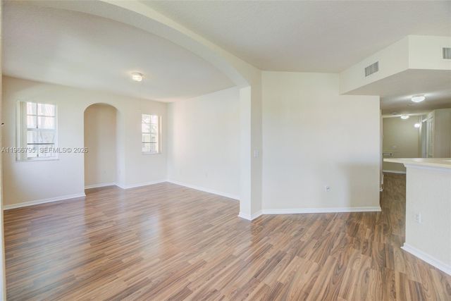 2407 Belmont Ln 2407, North Lauderdale, FL 33068