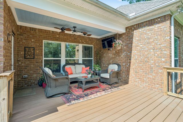 7137 Pepper Tree Cir, Fairview, TN 37062