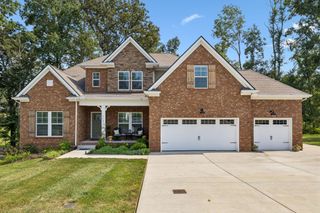 7137 Pepper Tree Cir, Fairview, TN 37062