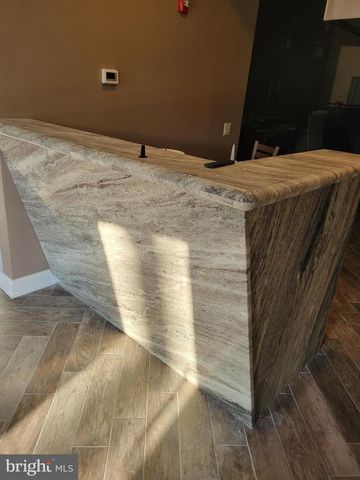 1050 S 4TH ST, Camden, NJ 08102