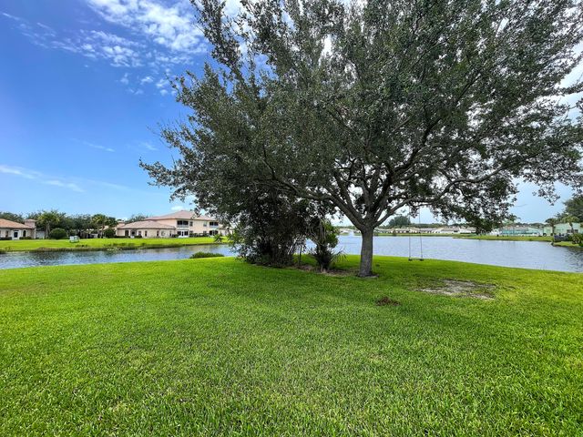 1771 Lakefront Boulevard, Fort Pierce, FL 34982