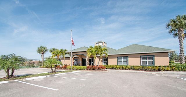 1771 Lakefront Boulevard, Fort Pierce, FL 34982