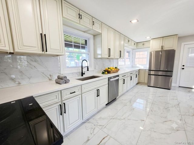 2488 Howard Road, North Bellmore, NY 11710