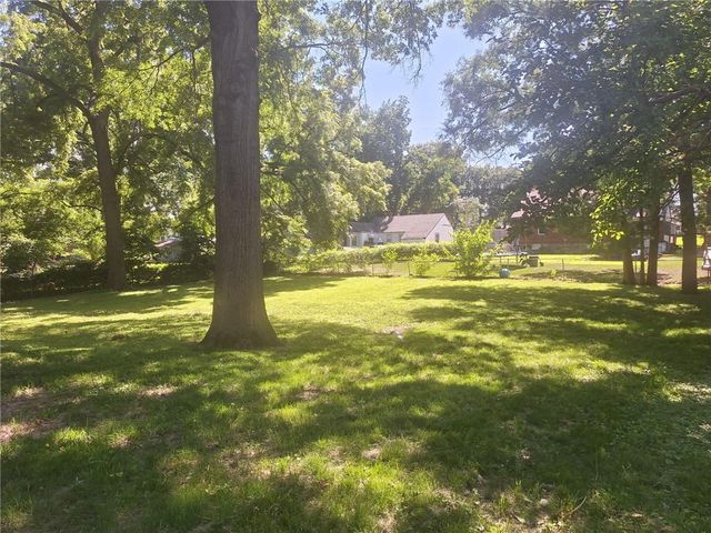 12519 E 41st Terrace S, Independence, MO 64055
