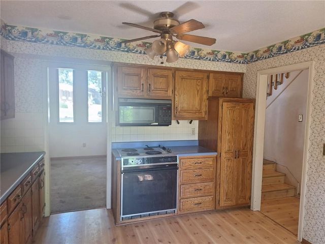 12519 E 41st Terrace S, Independence, MO 64055