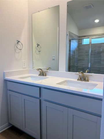 440 El Capitan LOOP, Dripping Springs, TX 78620