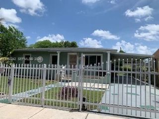 1630 NW 124th Street, North Miami, FL 33167
