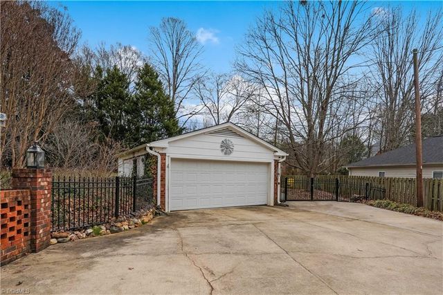 1106 Hobbs Road, Greensboro, NC 27410
