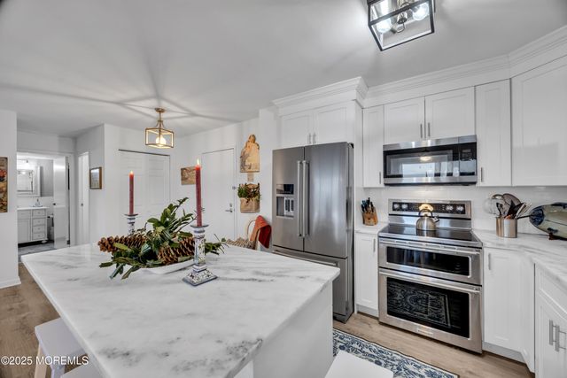 1 Scenic Drive PH 11, Highlands, NJ 07732