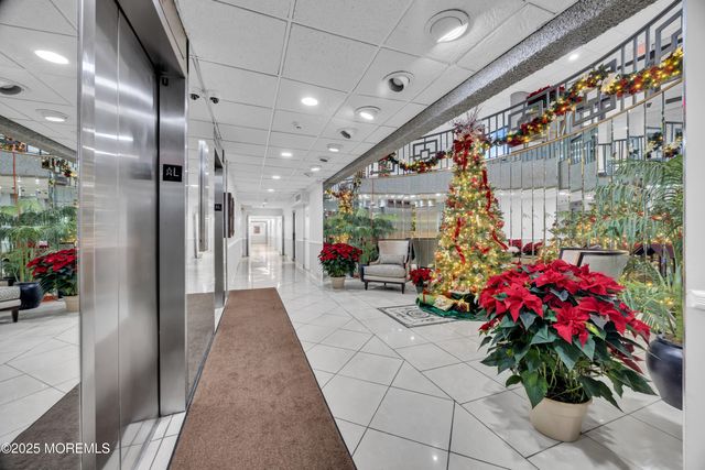 1 Scenic Drive PH 11, Highlands, NJ 07732