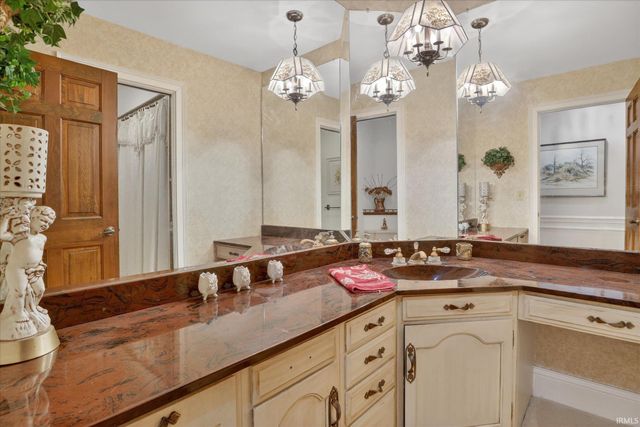 50555 Country Knolls Drive, Granger, IN 46530
