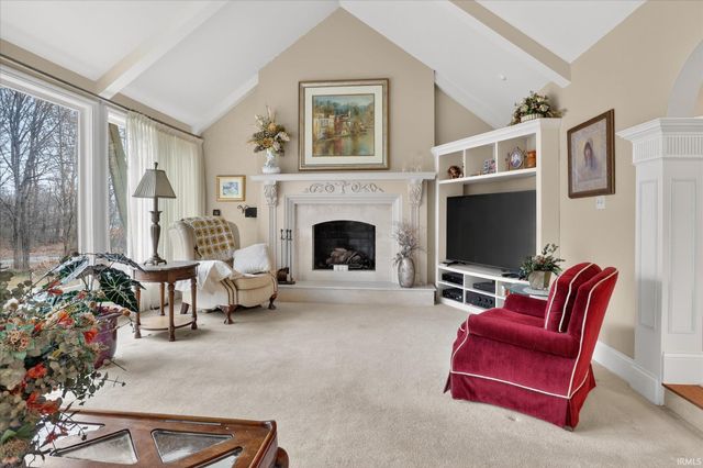 50555 Country Knolls Drive, Granger, IN 46530