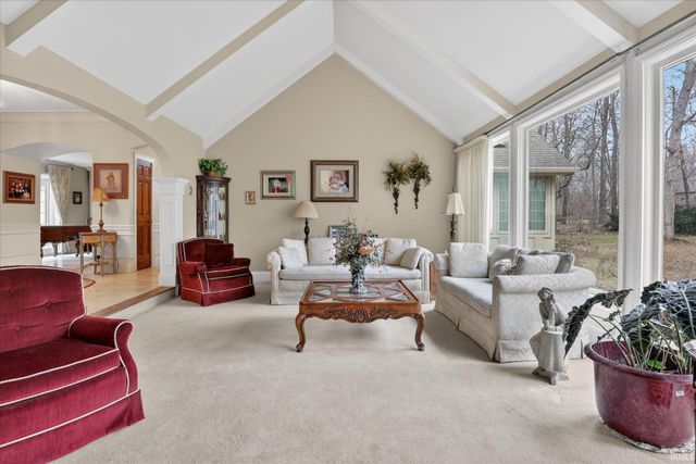 50555 Country Knolls Drive, Granger, IN 46530