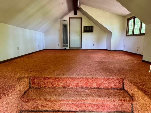 50555 Country Knolls Drive, Granger, IN 46530