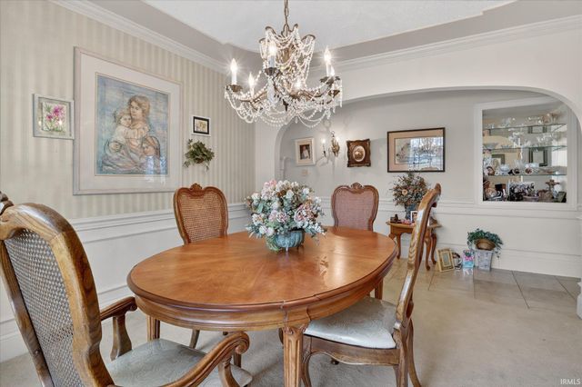 50555 Country Knolls Drive, Granger, IN 46530