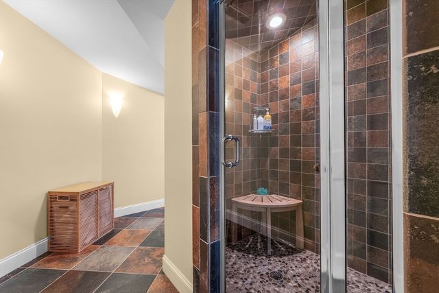 156 Duck Hill Rd, Duxbury, MA 02332