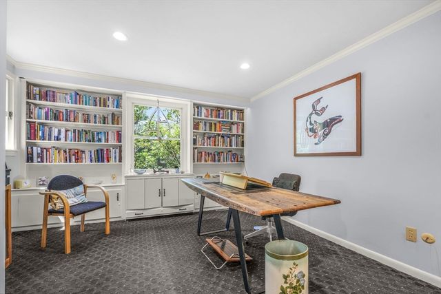 156 Duck Hill Rd, Duxbury, MA 02332