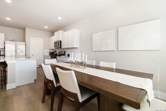 5006 Gem Parkway, San Antonio, TX 78266