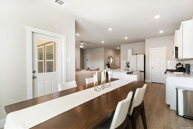 5006 Gem Parkway, San Antonio, TX 78266